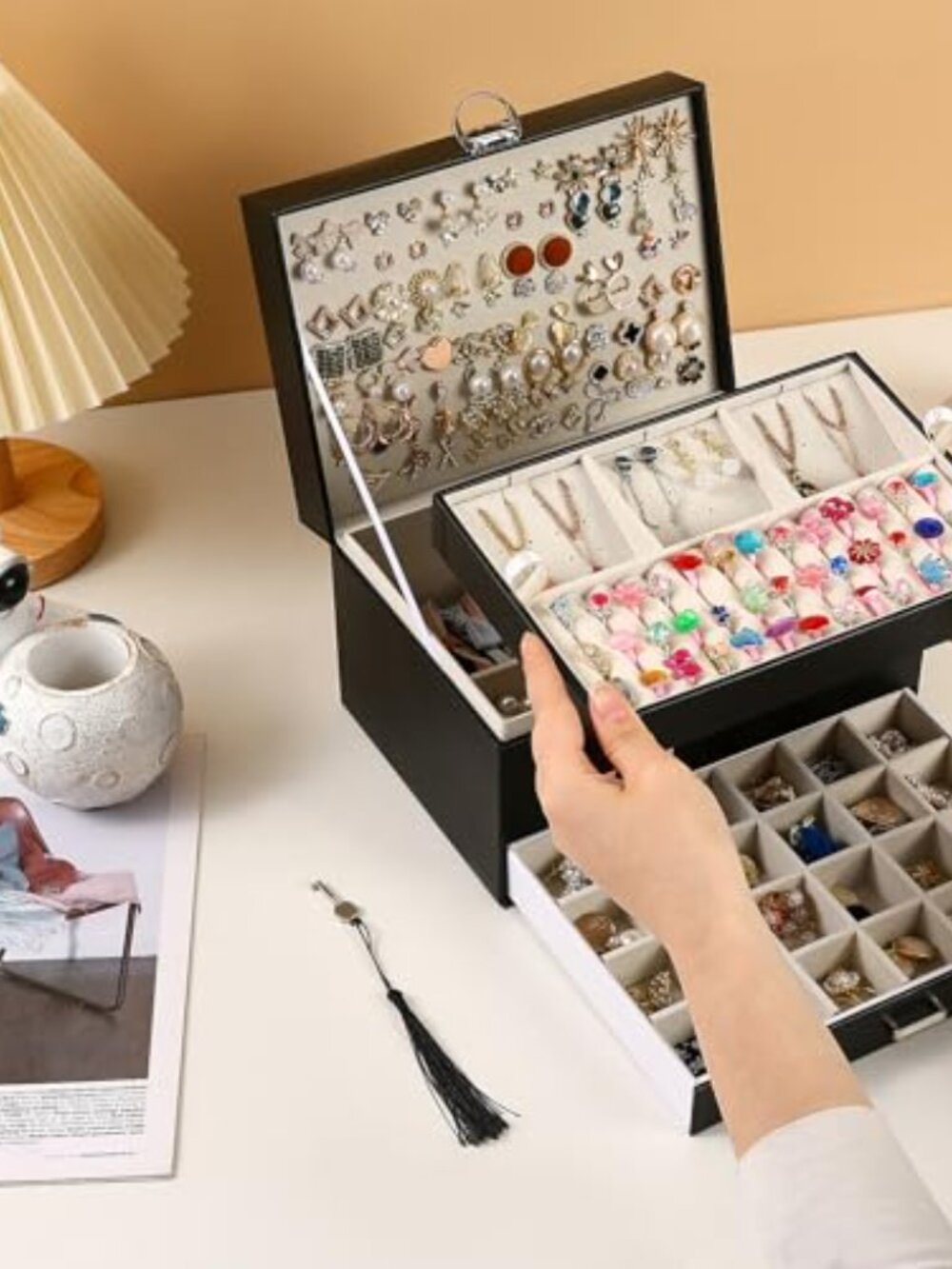 5 Layers Girl Jewelry Organizer Box With Lock - Picture 2 of 6